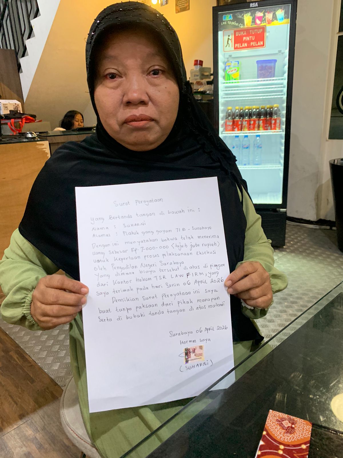MIRAH DIDUGA ABAIKAN PUTUSAN BERKEKUATAN HUKUM TETAP, DR TEGUH SUHARTO UTOMO DESAK KETUA PN SURABAYA SEGERA EKSEKUSI RUMAH DI JALAN POGOT